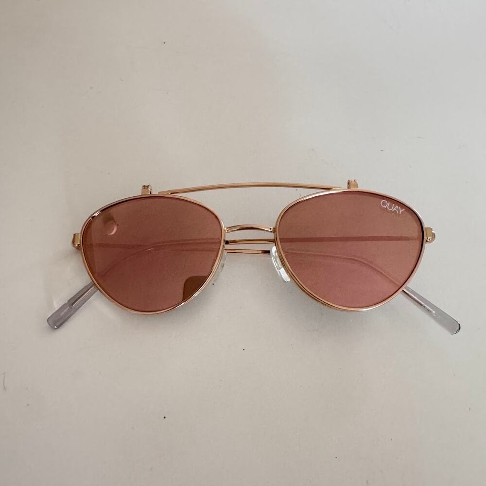 Quay Australia ELLE Mirrored Flip Up Sunglasses - Picture 7 of 7